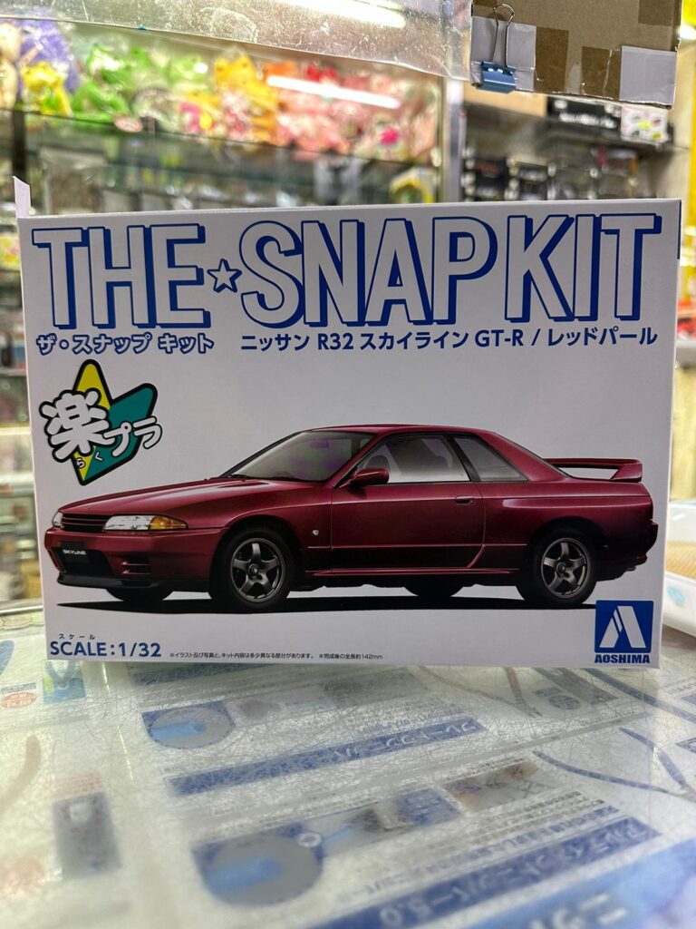 Aoshima 1 32 14 E The Snap Kit NISSAN R32 SKYLINE GT R RED 063576